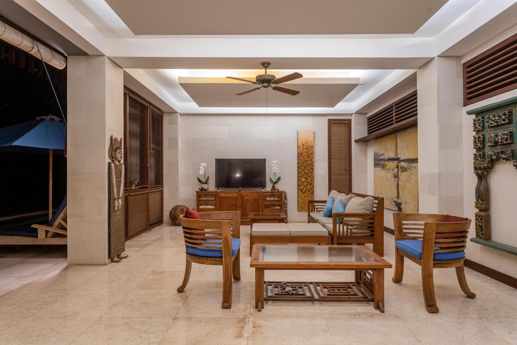 Villa Rumah Isah จันดีดาซา ภายนอก รูปภาพ