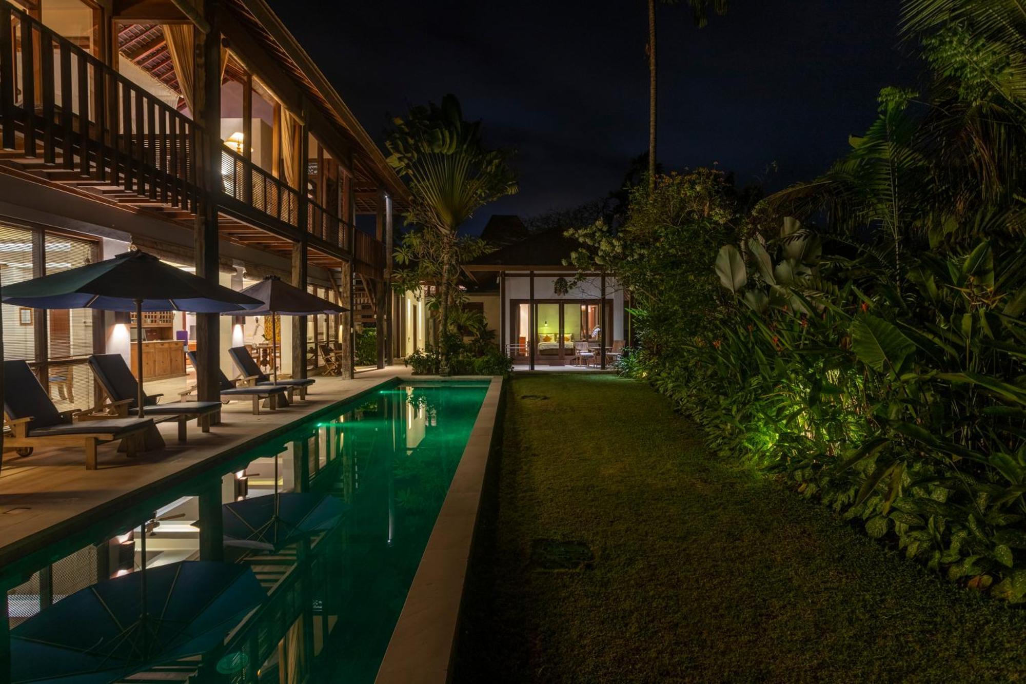 Villa Rumah Isah จันดีดาซา ภายนอก รูปภาพ